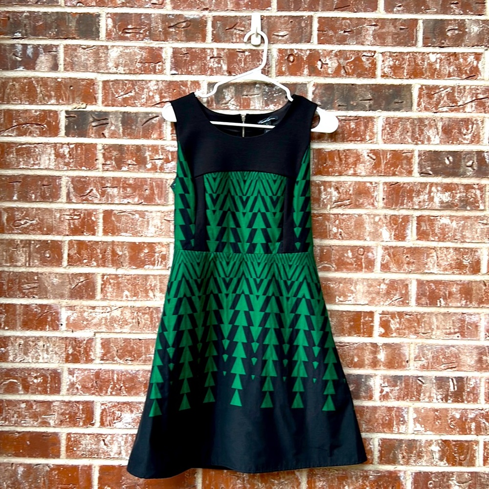 Kenneth Cole Geometric Black and Green Midi Dress